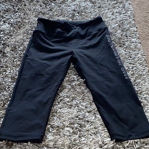 Victorious secret sport cropped leggings
